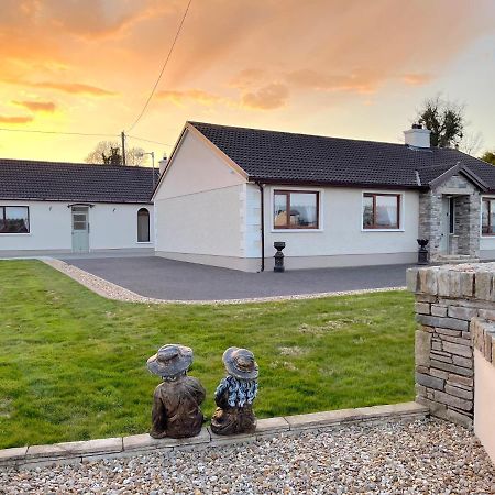 באליבופי Steeple View B&B Guesthouse Donegal - Newly Renovated In 2023 מראה חיצוני תמונה