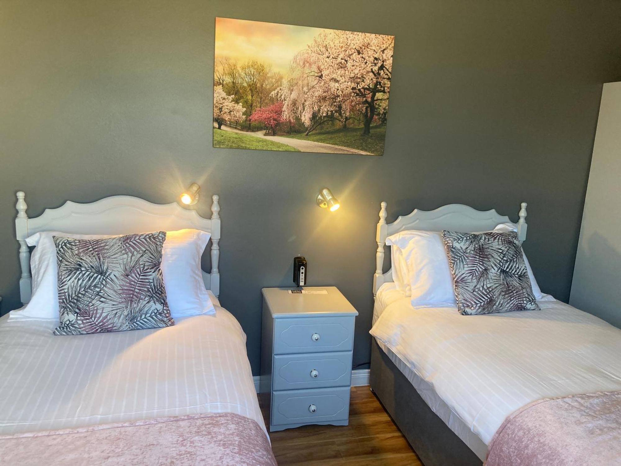 באליבופי Steeple View B&B Guesthouse Donegal - Newly Renovated In 2023 מראה חיצוני תמונה