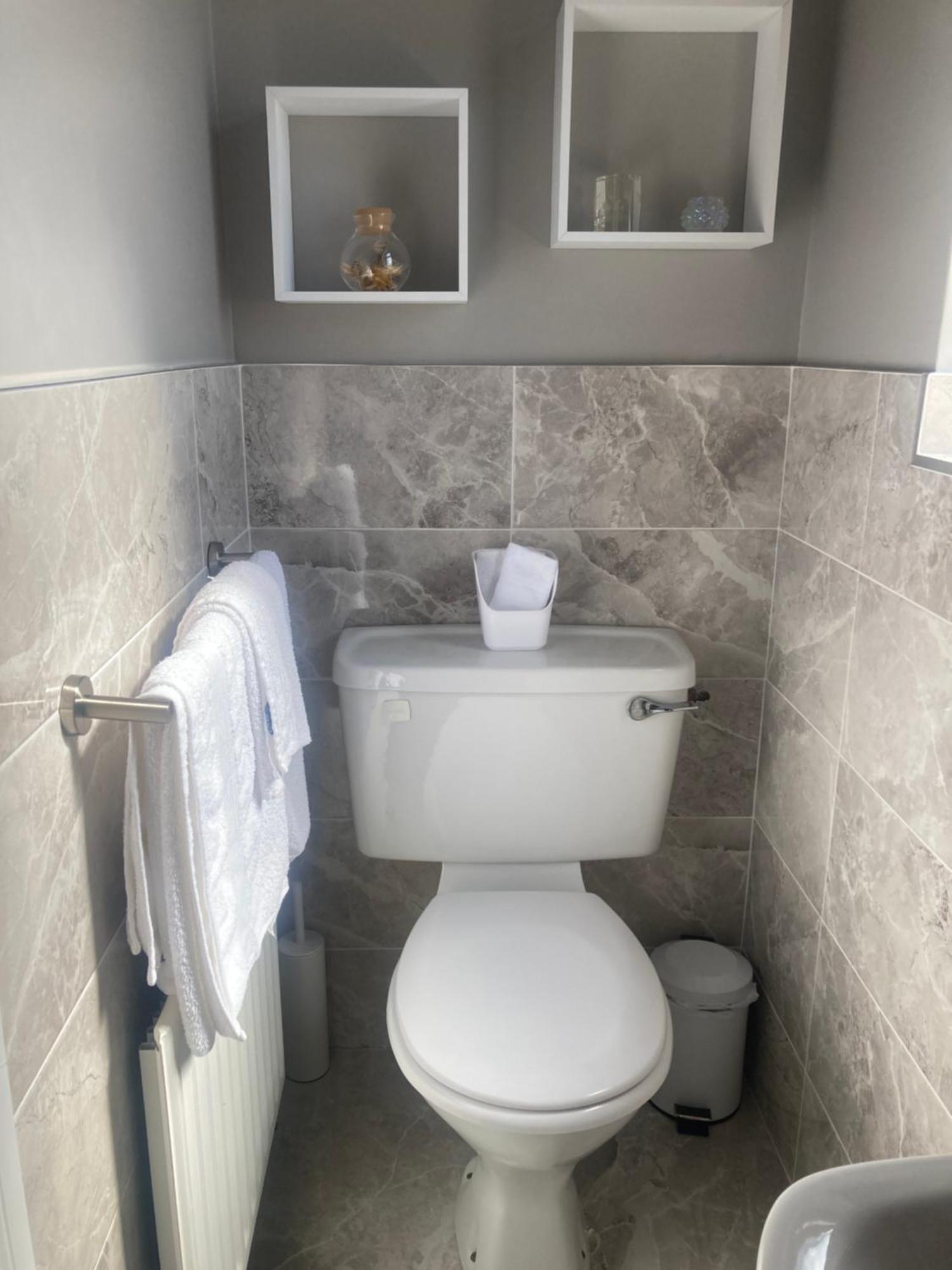 באליבופי Steeple View B&B Guesthouse Donegal - Newly Renovated In 2023 מראה חיצוני תמונה