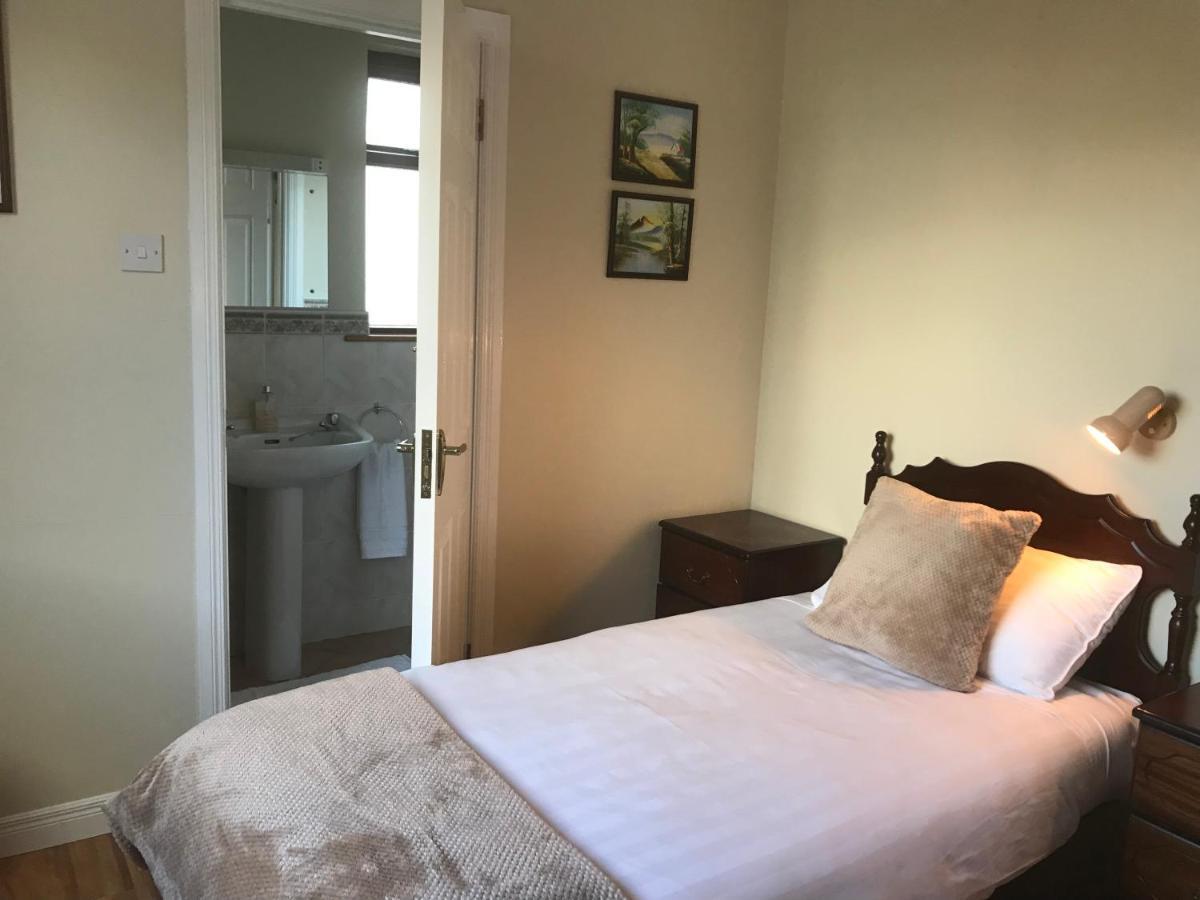 באליבופי Steeple View B&B Guesthouse Donegal - Newly Renovated In 2023 מראה חיצוני תמונה