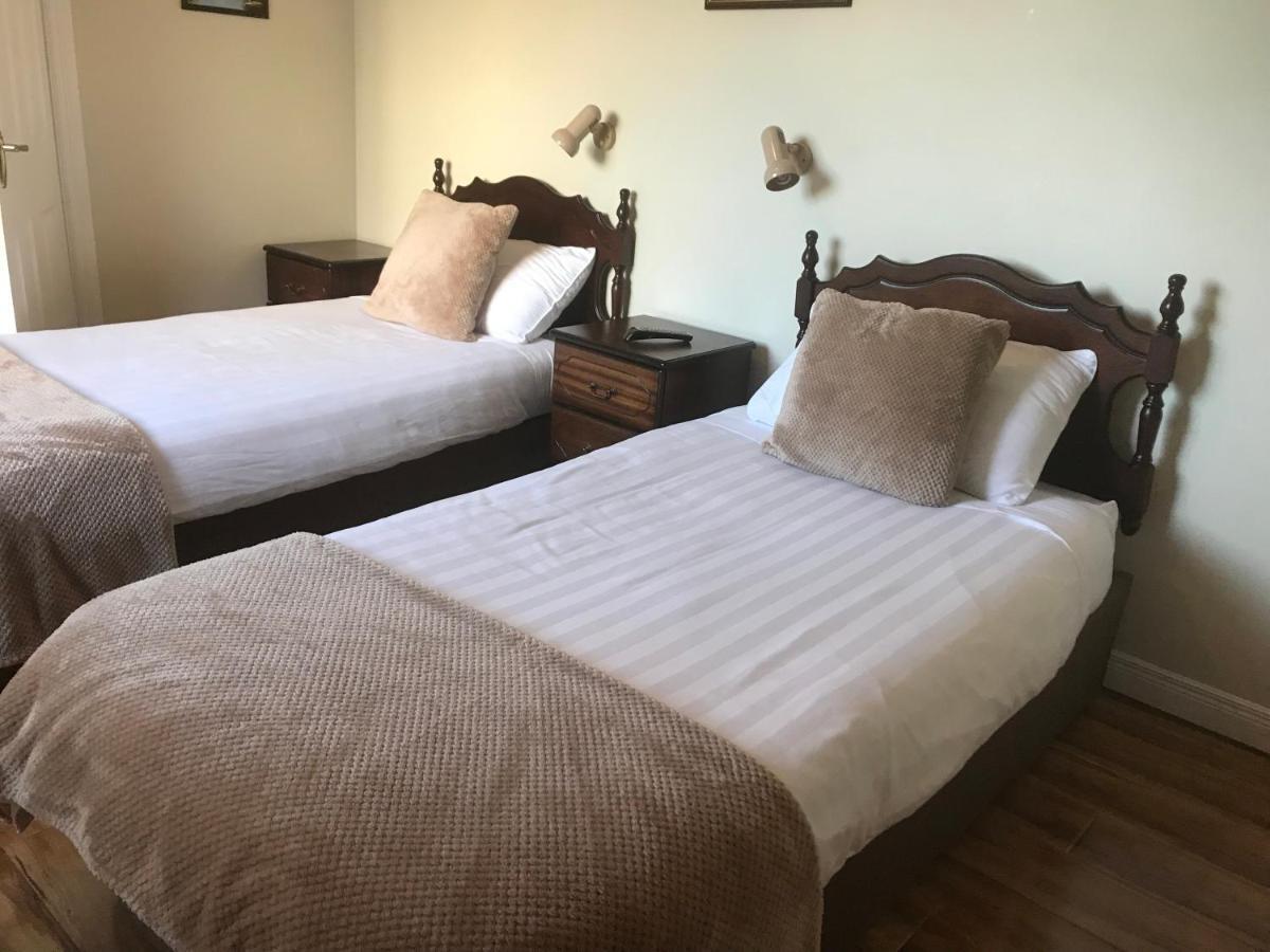 באליבופי Steeple View B&B Guesthouse Donegal - Newly Renovated In 2023 מראה חיצוני תמונה